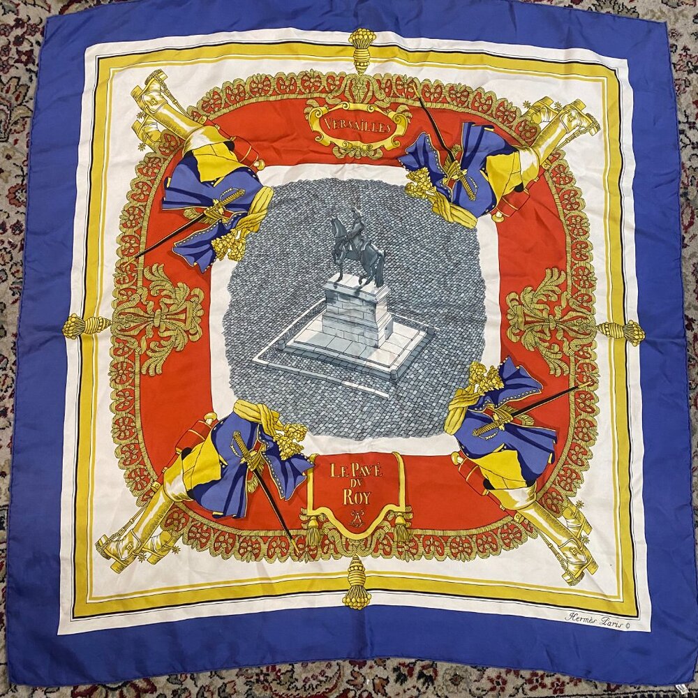 Hermes Versailles Le Pave Du Roy Silk Scarf